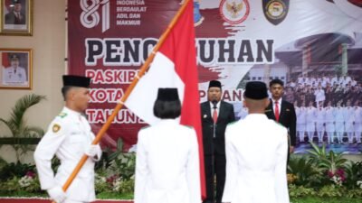 Wali Kota Pangkalpinang Kukuhkan Paskibraka, Minta Generasi Muda Jadi Penggerak Nilai Kebangsaan